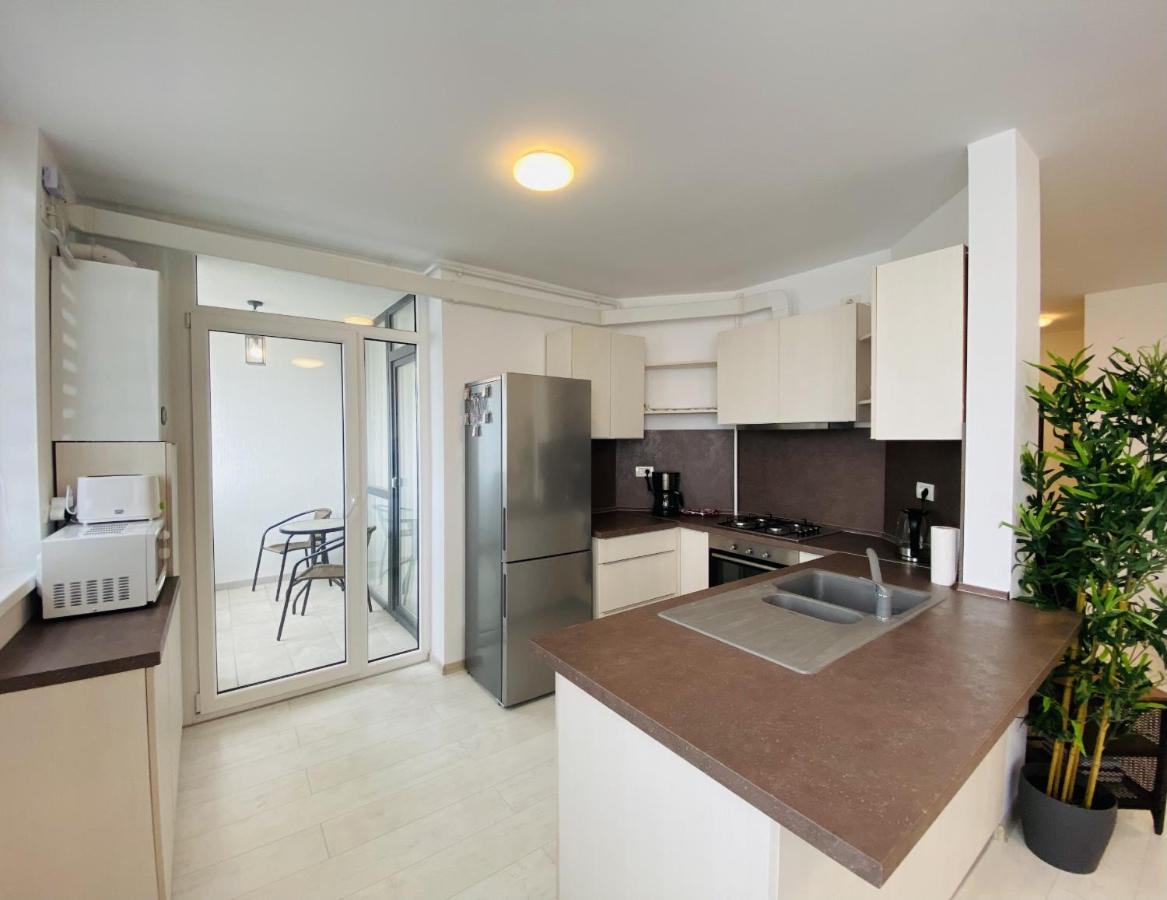 Charming Flat In Brasov With Balcony Panoramic View Lejlighed Eksteriør billede